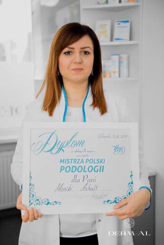 Training courses and on-the-job training for podiatrists at Derm-Al